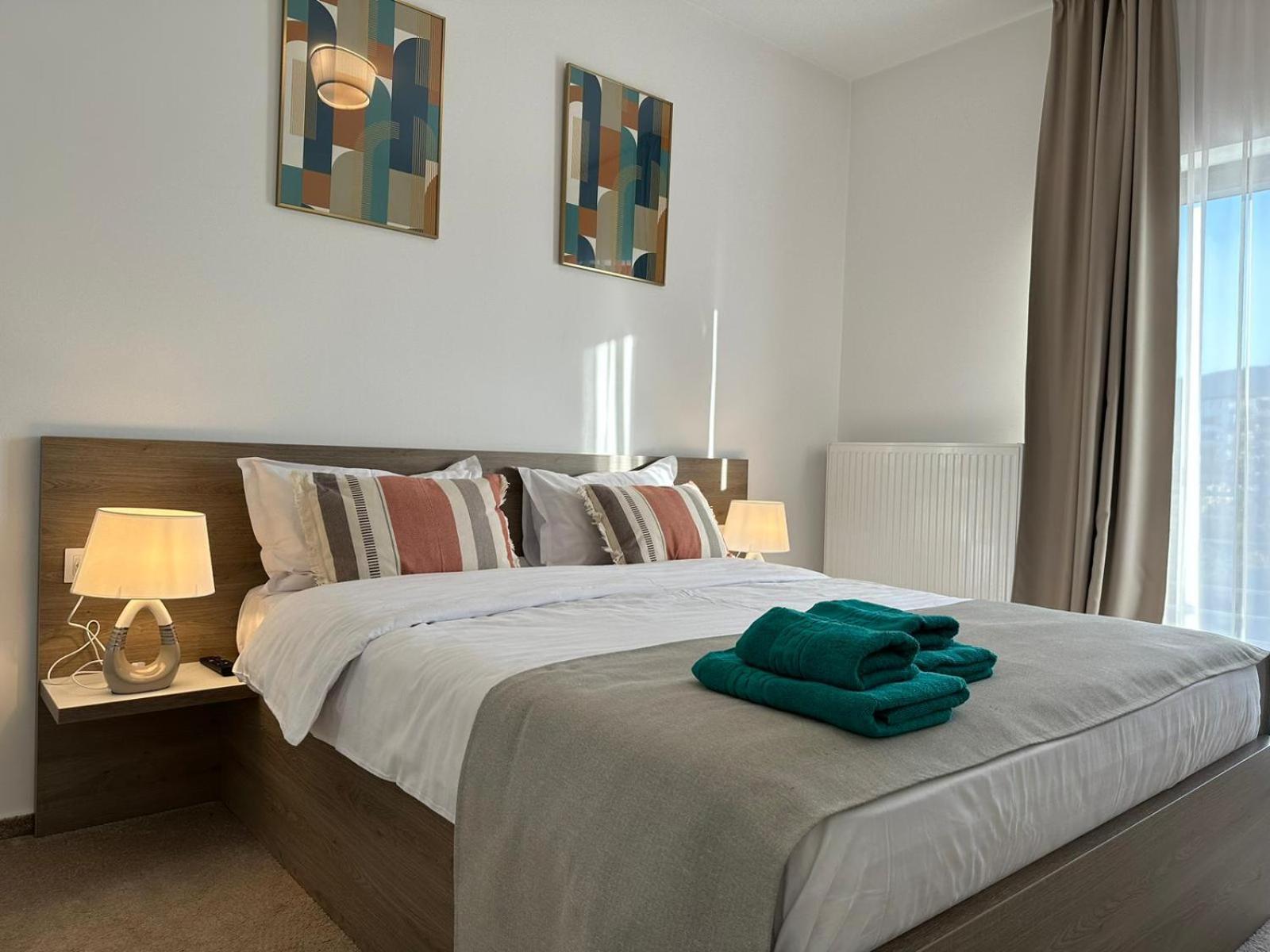 Luxury Glam Apartments & Studios Near Coresi Mall Brașov Exterior foto
