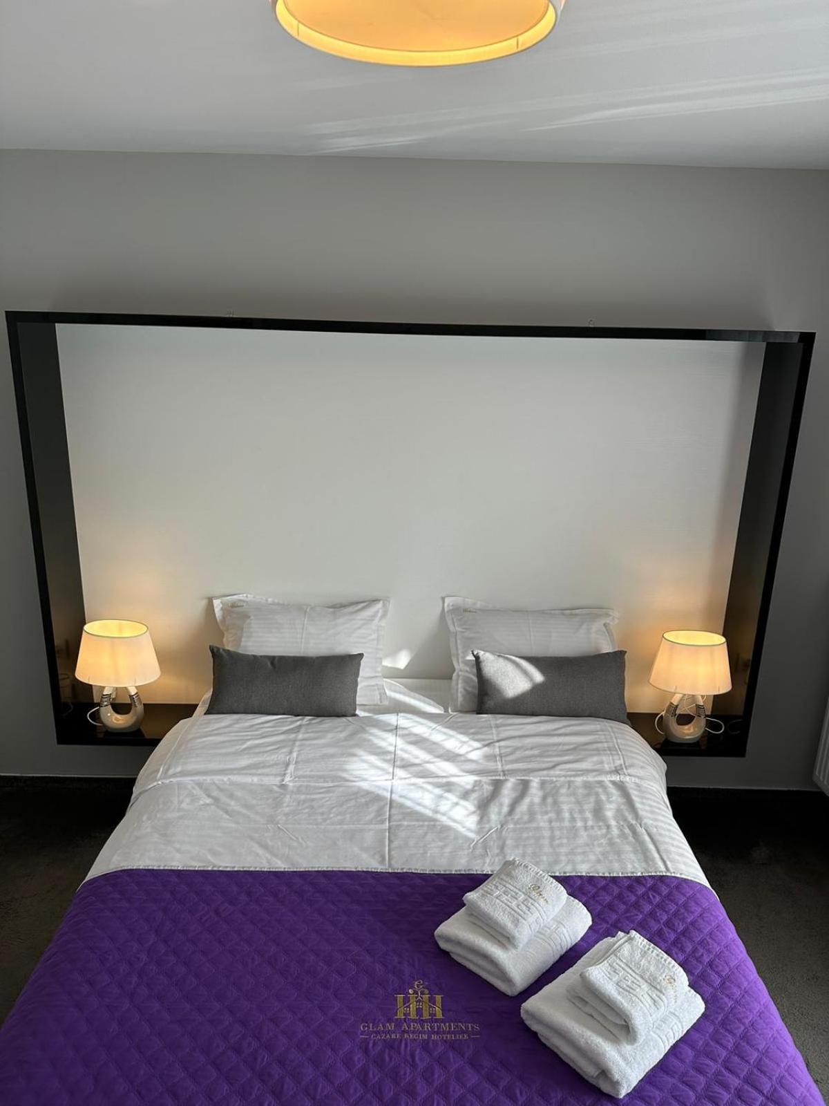 Luxury Glam Apartments & Studios Near Coresi Mall Brașov Exterior foto