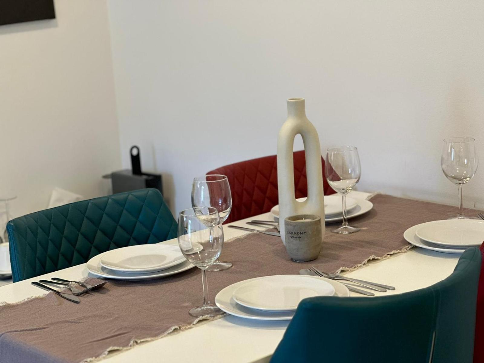 Luxury Glam Apartments & Studios Near Coresi Mall Brașov Exterior foto